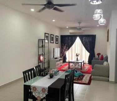 Seksyen 13 Wohnung | Homestay Shah Alam (Residensi Alami)