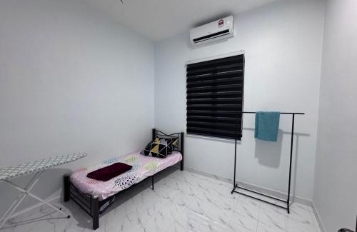 Tangkak Haus | Homestay Tangkak Kasih Zaleha