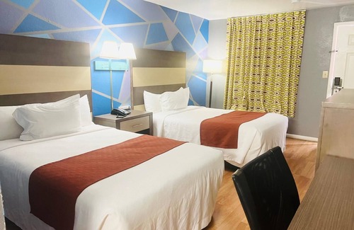 Berea Hotel | Hometown INN