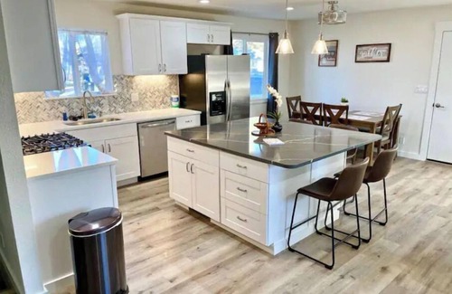 Mountain Home Haus | Hometown USA With Hot Tub and Fully Renovated