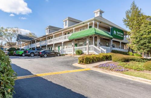 Norcross Hotel | HomeTowne Studios by Red Roof Atlanta NE – Norcross South