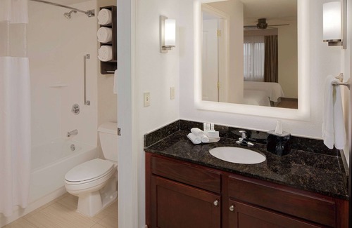 South Loop Hotel | Homewood Suites by Hilton Minneapolis-Mall Of America