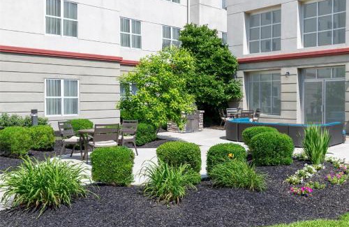 Northeast Columbus Hotel | Homewood Suites Columbus - Airport