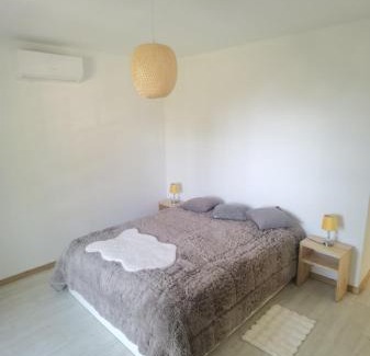 Santo da Serra Haus | Honey Factory House