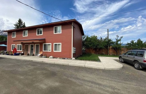 Joseph Eigentumswohnung | Horseshoe Lake 2nd floor 2 bdrm condo