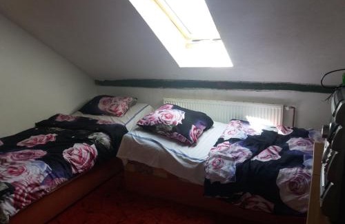 Usti nad Labem Haus | Hospůdka u zastávky Olšinky