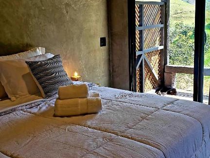 Divino de Sao Lourenco Kabine | Hospedagem Bangalô Patrimônio da Penha