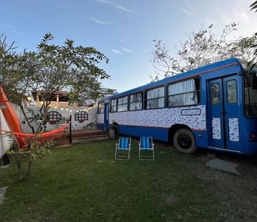 Castelandia Sonstige | Hospedagem no Ônibus Navy na Praia da Baleia - Jacaraípe