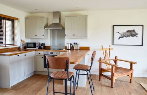 Castle Acre Hütte | Host & Stay | Number One, PigLets