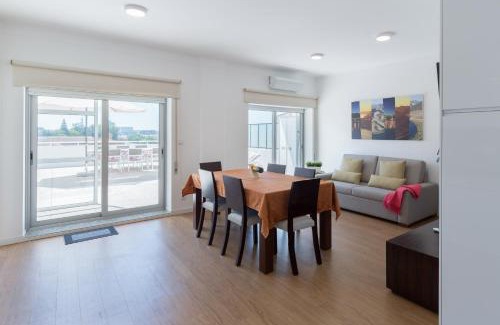 Santa Marinha Wohnung | Host Wise - Annas Flats II