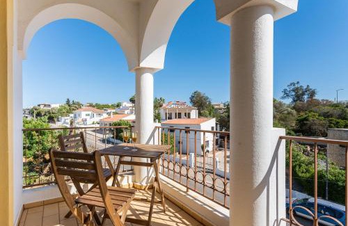 Vale de Covo Wohnung | Host Wise - Lively Charming Apartment w Pool