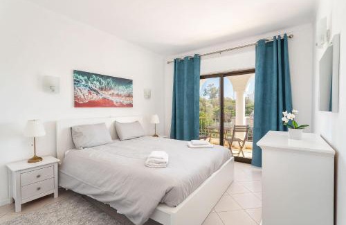 Vale de Covo Wohnung | Host Wise - Lively Charming Apartment w Pool