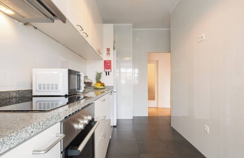Boavista Wohnung | Host Wise - Spacious Modern Flat w/ Balcony