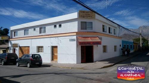 Combarbala Haus | Hostal Alto Algarrobal