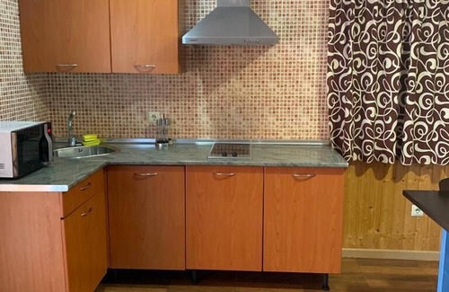 Las Capellanias Wohnmobilvermietung | Hostal - Camping Ciudad de Cáceres