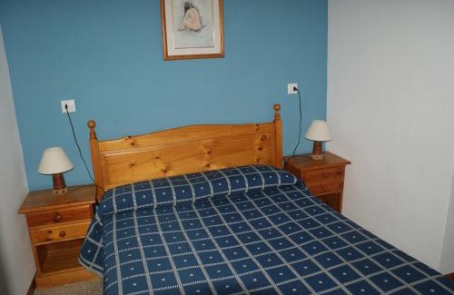 Llanca Haus | Hostal Gran Sol