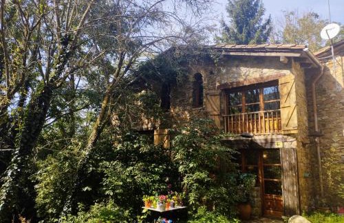 Sant Pau de Seguries Haus | Hostal La vall
