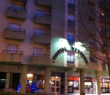 Los Fratres Haus | Hostal Neptuno