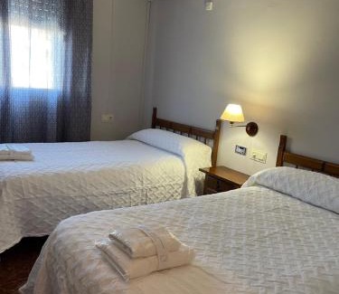Alomartes Haus | Hostal Parapanda