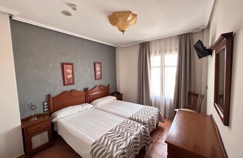 Valdepenas Haus | Hostal Posada Entreviñas