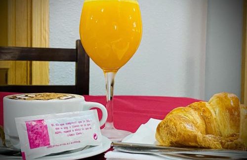 Valdepenas Haus | Hostal Valdepeñas by Bossh! Hotels