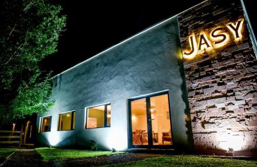 Colonia Carlos Pellegrini Haus | Hostería Jasy