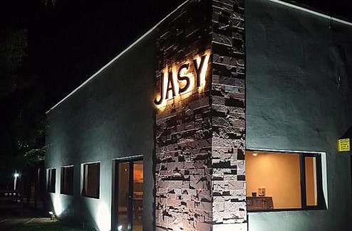 Colonia Carlos Pellegrini Haus | Hostería Jasy