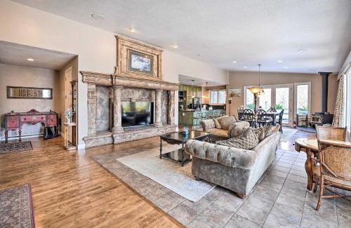 Twin Falls Haus | Hot Tub and Snake River Views at Twin Falls Home