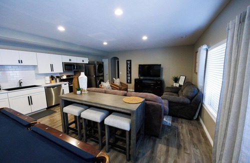 Highland Haus | Private Suite mit 3 Schlafzimmern in North Utah County