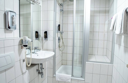 Pleidelsheim Hotel | Hotel am Schillerplatz