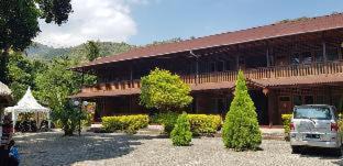 Senggigi Hotel | HOTEL BESAR BULAN BARU - Senggigi