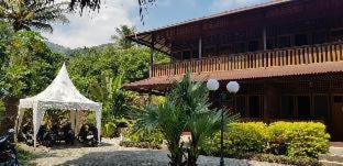 Senggigi Hotel | HOTEL BESAR BULAN BARU - Senggigi