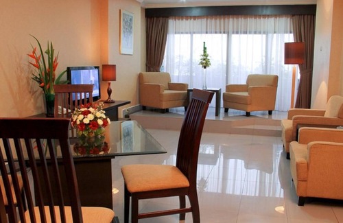 Medan Hotel | Hotel Danau Toba International