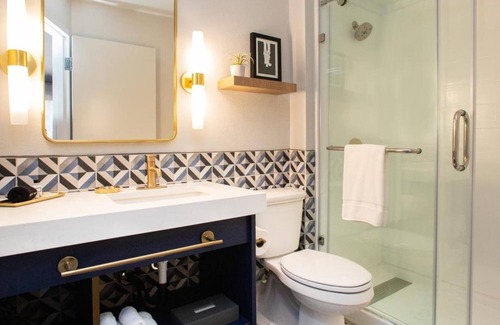 Greensboro Hotel | Hotel Denim