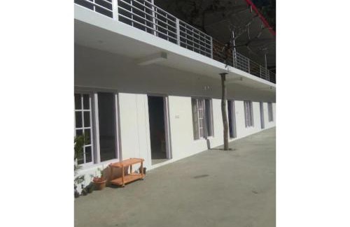 Pauri Haus | Hotel Dungrivill दुन्ग्रिविल्ल