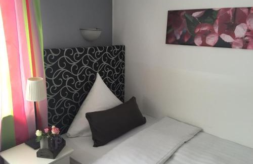 Heddernheim Hotel | Hotel Heddernheimer Hof