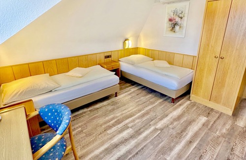 Uerdingen Hotel | Hotel Imperial