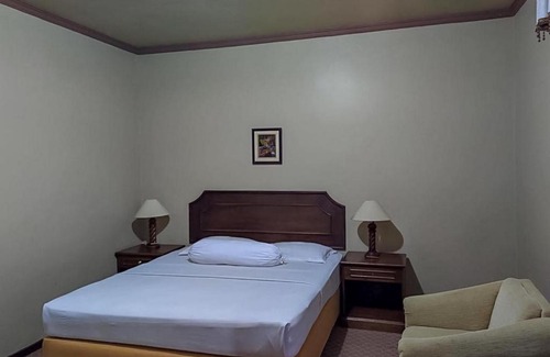 Murungpudak Hotel | Hotel Indiana Syariah Mitra RedDoorz