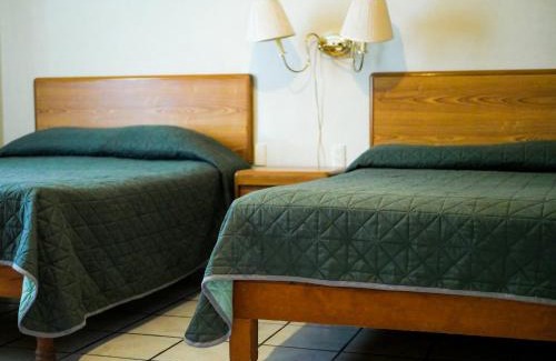 Ciudad Fernandez Hotel | Hotel la Huerta