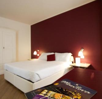 Old Town Hotel | Hotel Leon D'Oro