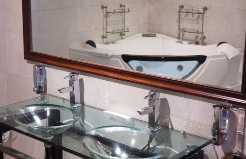 Lome Hotel | Hotel M'Rode