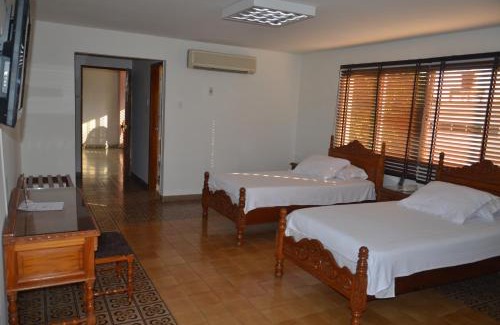 La Dorada Hotel | Hotel Mall Santana Del Río