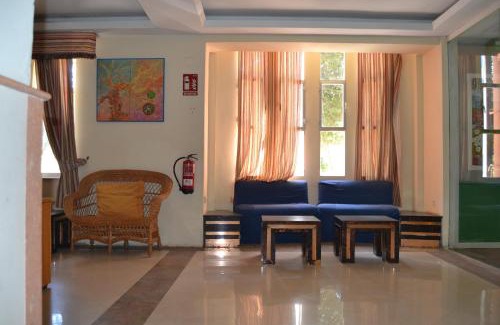 La Linea de la Concepcion Hotel | Hotel Miramar