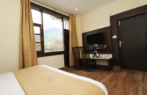 Sidhpur Hotel | Hotel Mirage Residency - Hill View Hotel in Dharamshala