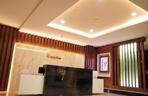 Vadavalli Hotel | HOTEL NIVETHA INN