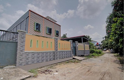 Borneo Hotel | Hotel O Penginapan Budhe Sri