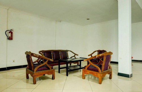 Banjarbaru Hotel | SPOT ON 92648 Wisma Padi Syariah PanyipatanNearWisata Gunung Birah