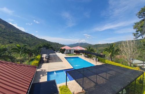 Viani Hotel | Hotel & restaurante campestre la siria