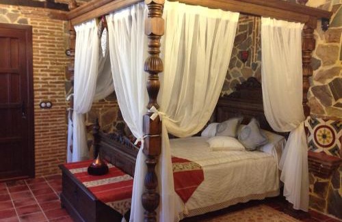 Guadalcanal Haus | Hotel Rural Finca La Herencia