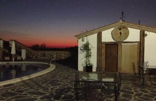 Guadalcanal Haus | Hotel Rural Finca La Herencia